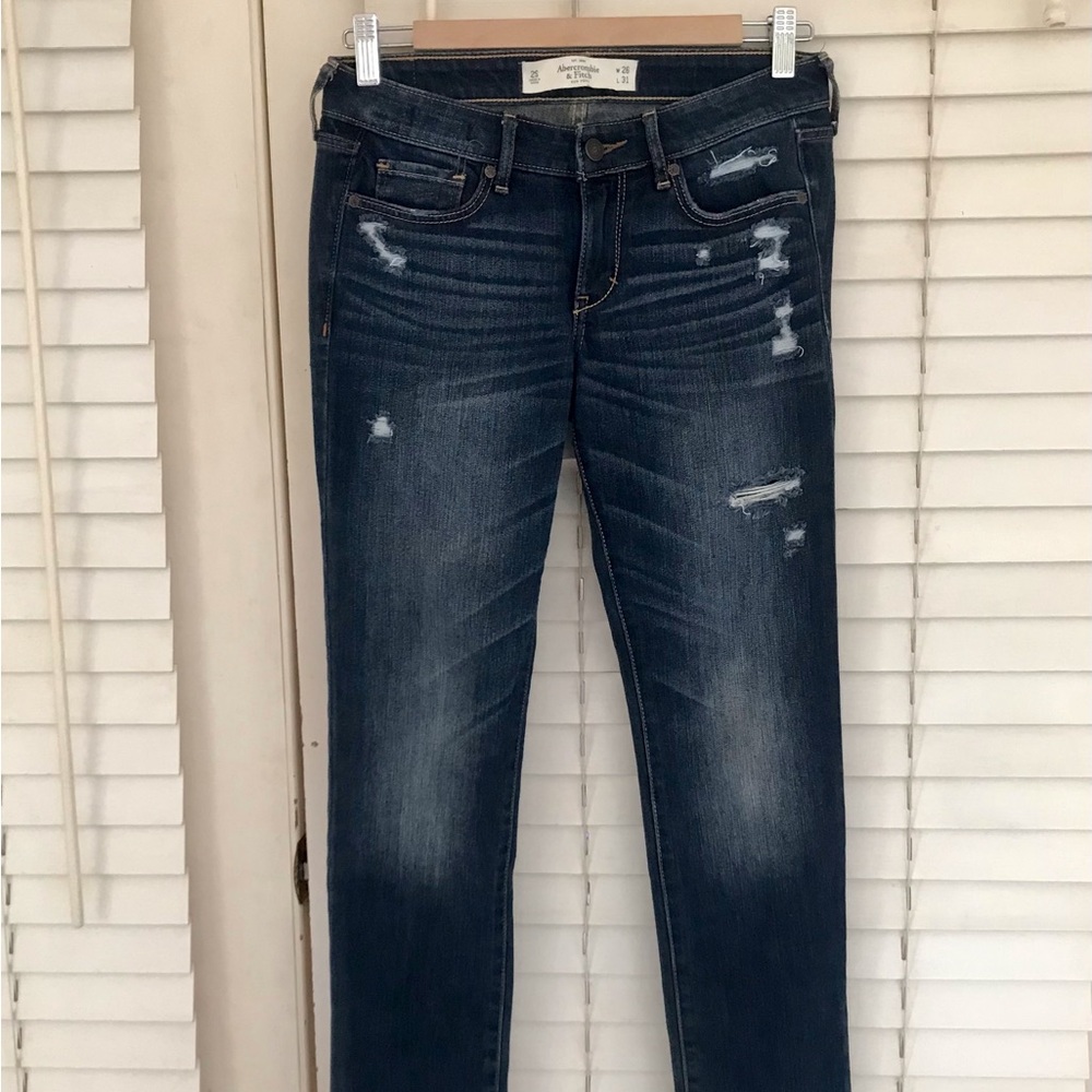 Abercrombie & Fitch Jeans 26x31 Women’s The A&F Skinny Mid Blue Wash Low Cut 2S